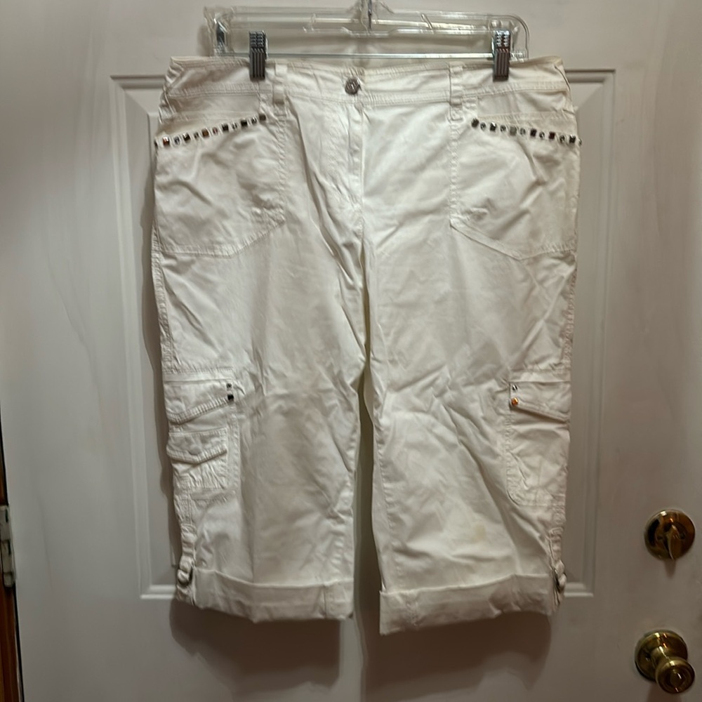 White capris